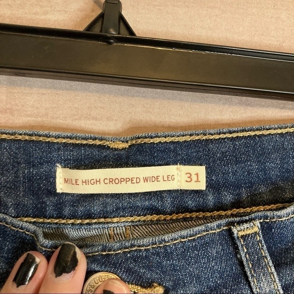 Levi’s Mile High Wide Leg Cropped Jeans with Red Stripe - Picture 11 of 12